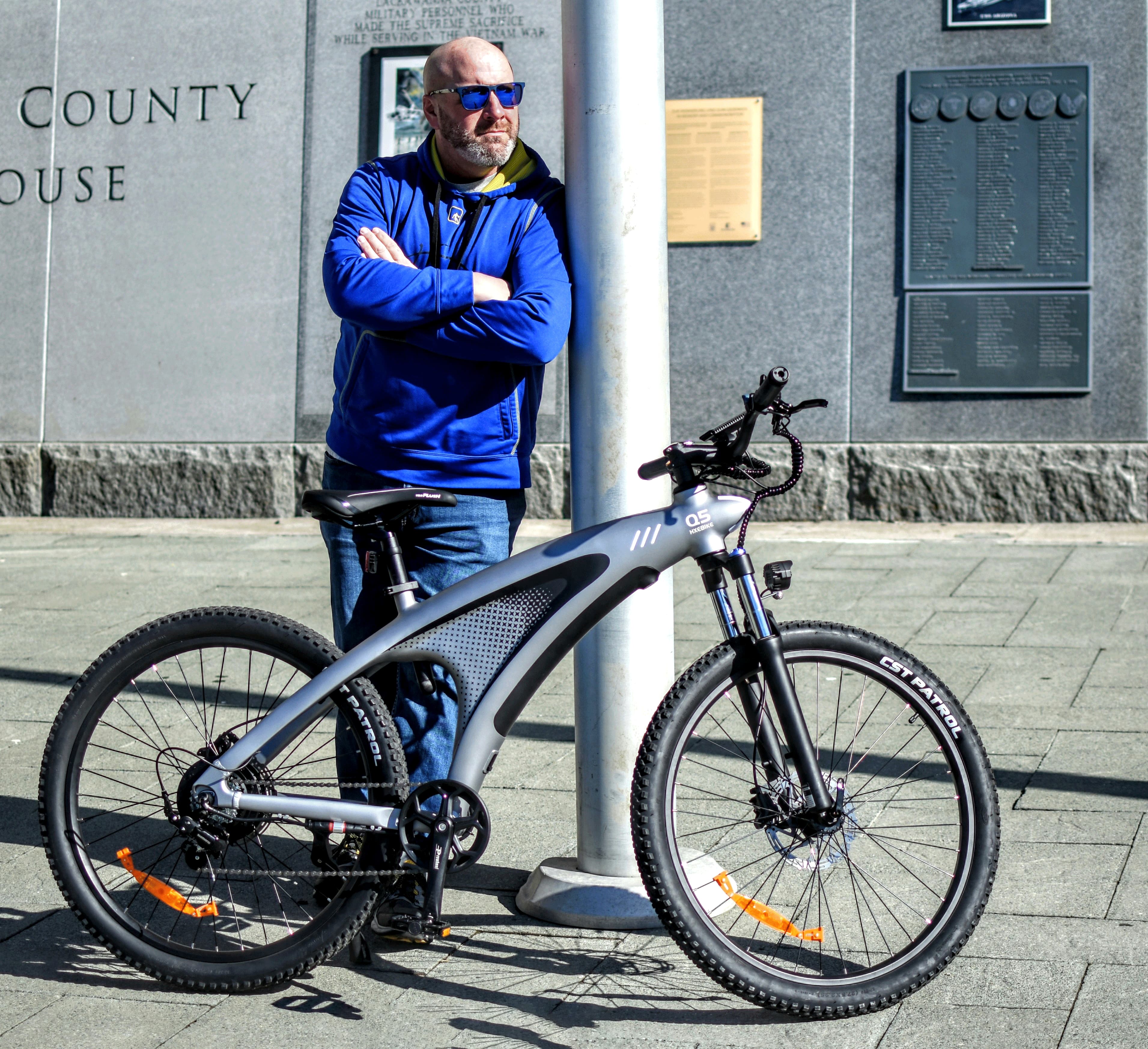 HX Q5 Shark Electric Bike with Built-in Battery